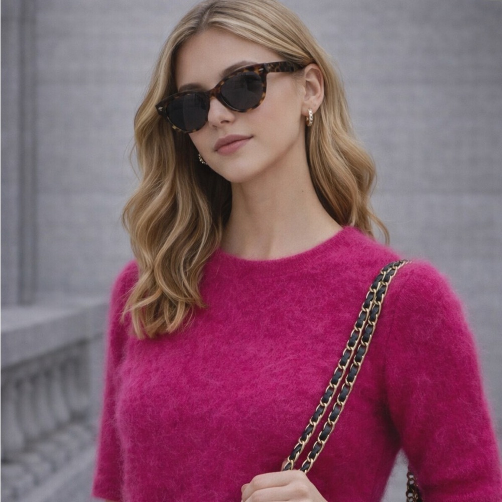 Bianco & Blu Italy Mohair Blend Fuchsia Sweater | Luxe Old Money 38105